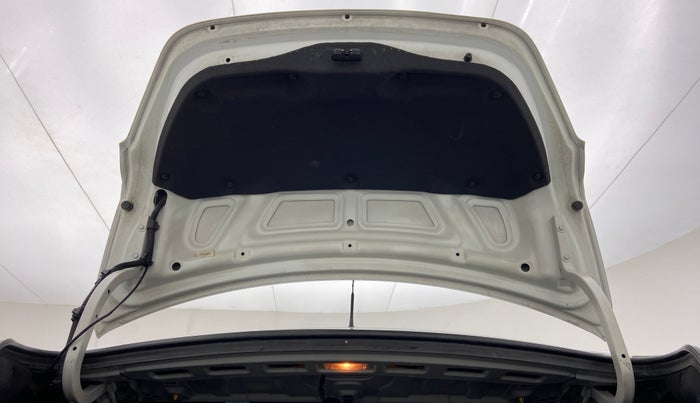 2011 Hyundai Verna FLUIDIC 1.6 VTVT SX AT, Petrol, Automatic, 71,447 km, Boot Door Open