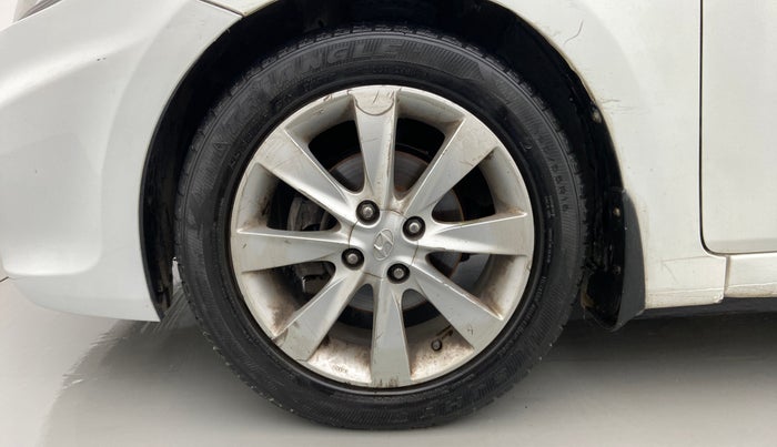 2011 Hyundai Verna FLUIDIC 1.6 VTVT SX AT, Petrol, Automatic, 71,447 km, Left Front Wheel