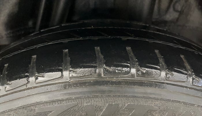 2016 Honda Jazz 1.2L I-VTEC S, Petrol, Manual, 51,321 km, Left Rear Tyre Tread