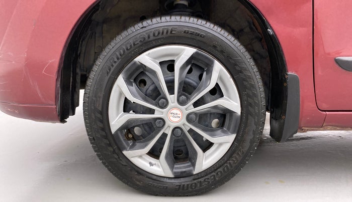 2010 Maruti Wagon R 1.0 VXI, Petrol, Manual, 67,110 km, Left Front Wheel