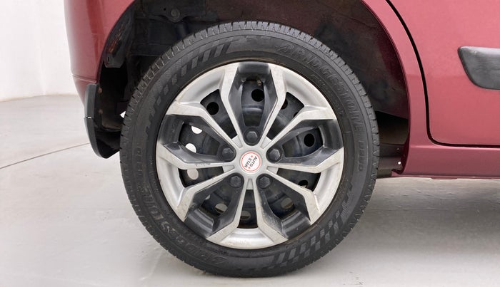 2010 Maruti Wagon R 1.0 VXI, Petrol, Manual, 67,110 km, Right Rear Wheel