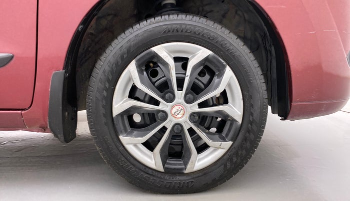 2010 Maruti Wagon R 1.0 VXI, Petrol, Manual, 67,110 km, Right Front Wheel