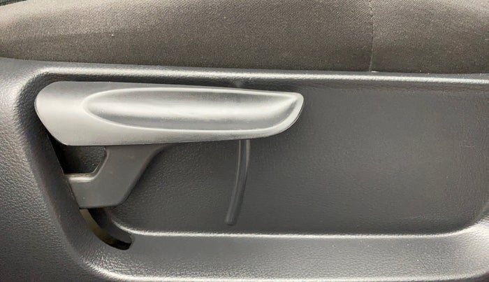 2019 Volkswagen Polo Trendline 1.0 L Petrol, Petrol, Manual, 1,579 km, Driver Side Adjustment Panel