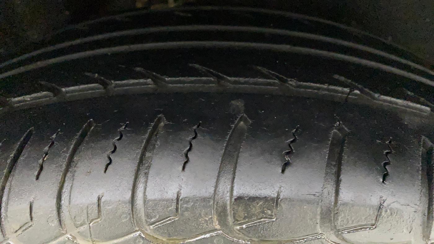 2019 Ford Ecosport TITANIUM 1.5L DIESEL, Diesel, Manual, 66,055 km, Right Rear Tyre Tread