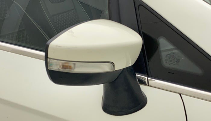 2019 Ford Ecosport TITANIUM 1.5L DIESEL, Diesel, Manual, 66,055 km, Right rear-view mirror - Indicator light has minor damage