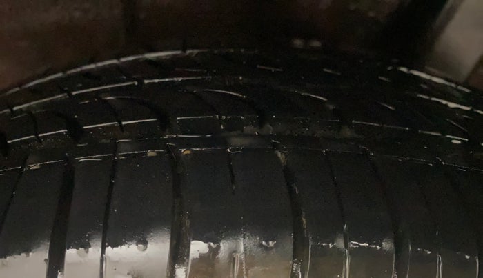 2015 Hyundai Grand i10 ASTA (O) 1.2 KAPPA VTVT, Petrol, Manual, 37,124 km, Left Rear Tyre Tread