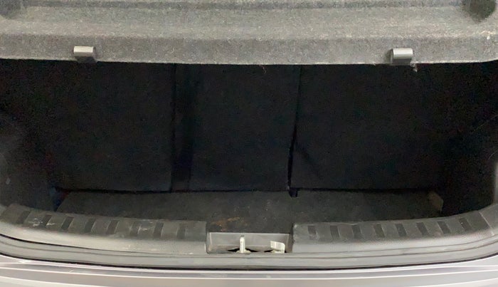 2014 Maruti Swift VXI, Petrol, Manual, 41,905 km, Boot Inside