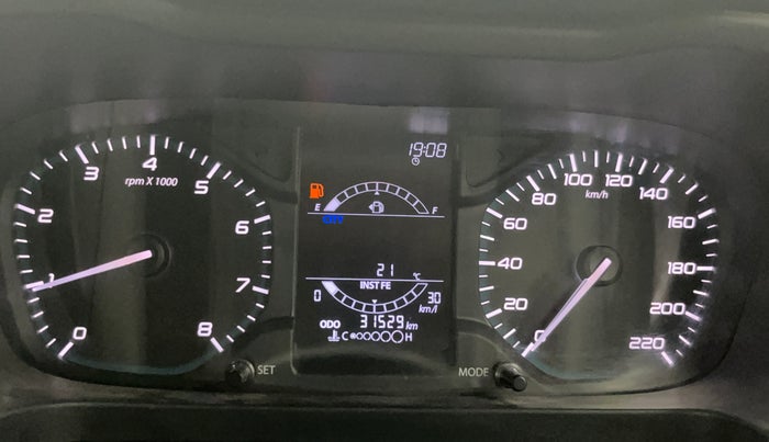 2021 Tata ALTROZ XZ PETROL, Petrol, Manual, 31,474 km, Odometer Image