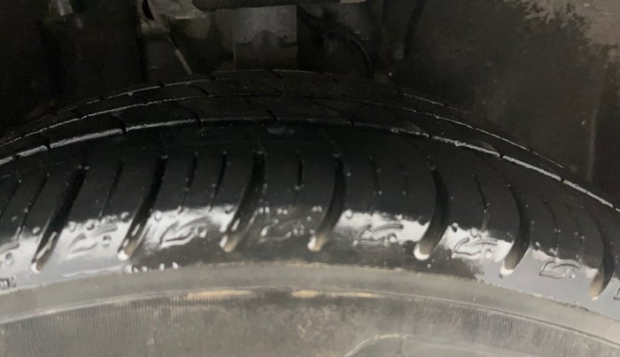 2021 Tata ALTROZ XZ PETROL, Petrol, Manual, 31,474 km, Right Front Tyre Tread