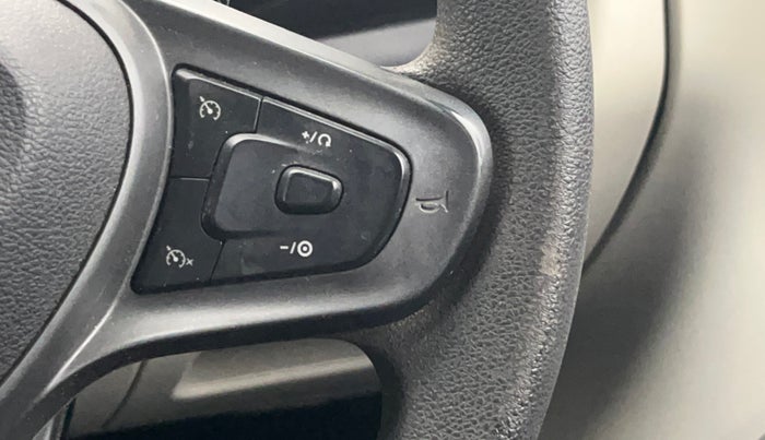 2021 Tata ALTROZ XZ PETROL, Petrol, Manual, 31,474 km, Adaptive Cruise Control