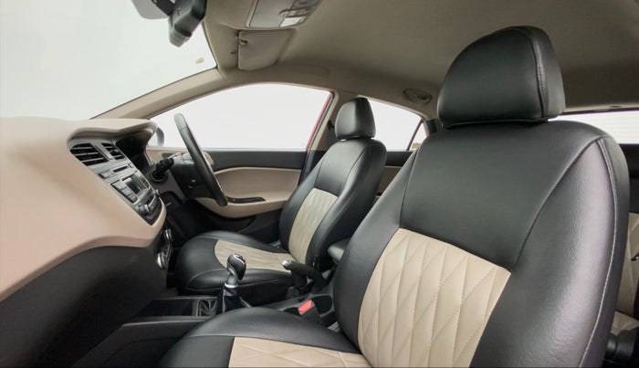 2014 Hyundai Elite i20 ASTA 1.4 CRDI, Diesel, Manual, 81,304 km, Right Side Front Door Cabin