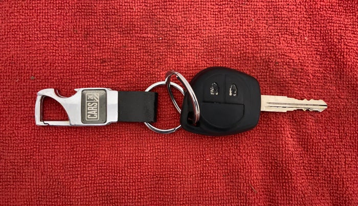 2010 Maruti Swift ZXI, Petrol, Manual, 91,454 km, Key Close Up