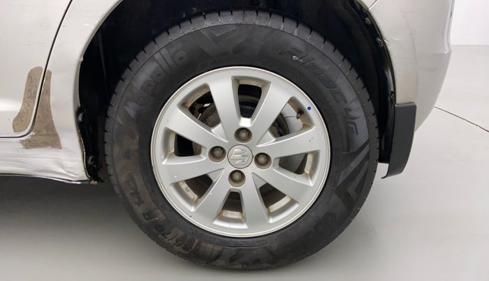 2010 Maruti Swift ZXI, Petrol, Manual, 91,454 km, Left Rear Wheel