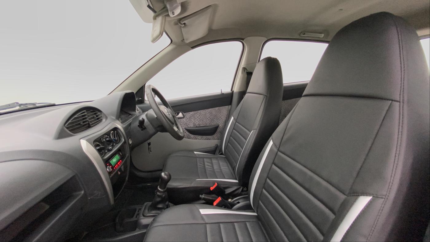 2017 Maruti Alto 800 LXI, Petrol, Manual, 37,837 km, Right Side Front Door Cabin View