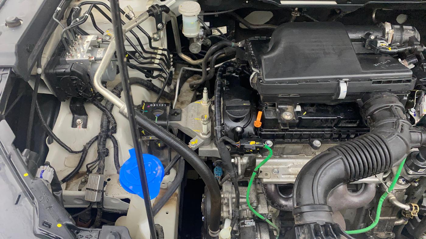 2023 Maruti Grand Vitara DELTA SMART HYBRID AT, Petrol, Automatic, 27,347 km, Engine View - Right