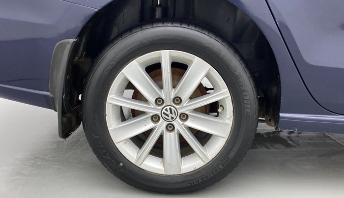 2015 Volkswagen Vento HIGHLINE DIESEL 1.5, Diesel, Manual, 81,113 km, Right Rear Wheel
