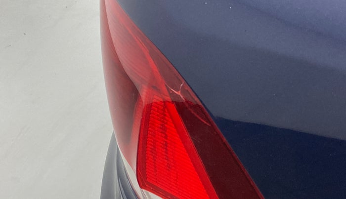 2015 Volkswagen Vento HIGHLINE DIESEL 1.5, Diesel, Manual, 81,113 km, Right tail light - < 2 inches,no. = 2