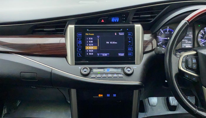 2017 Toyota Innova Crysta 2.4 VX 8 STR, Diesel, Manual, 94,714 km, Air Conditioner