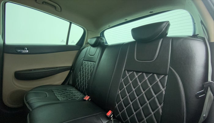 2014 Hyundai i20 SPORTZ 1.2 VTVT, Petrol, Manual, 44,639 km, Right Side Rear Door Cabin