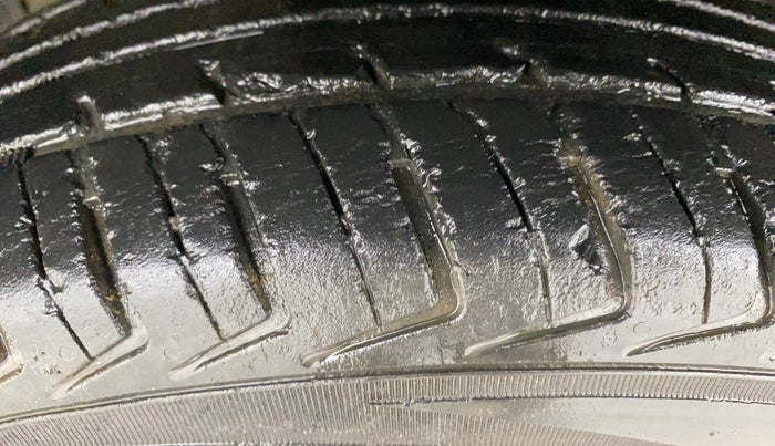 2019 Renault Kwid RXL, Petrol, Manual, 41,493 km, Left Front Tyre Tread