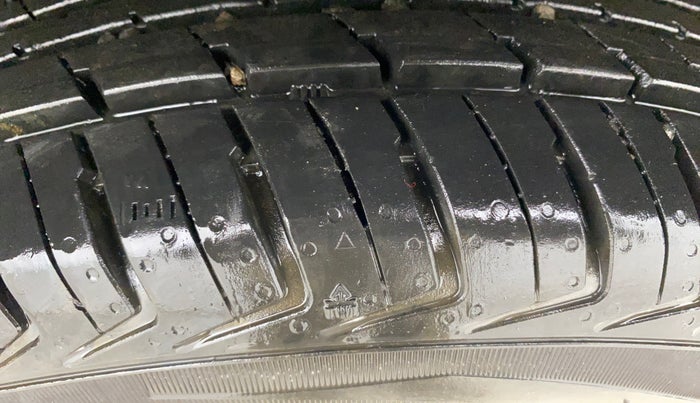 2019 Renault Kwid RXL, Petrol, Manual, 41,493 km, Left Rear Tyre Tread