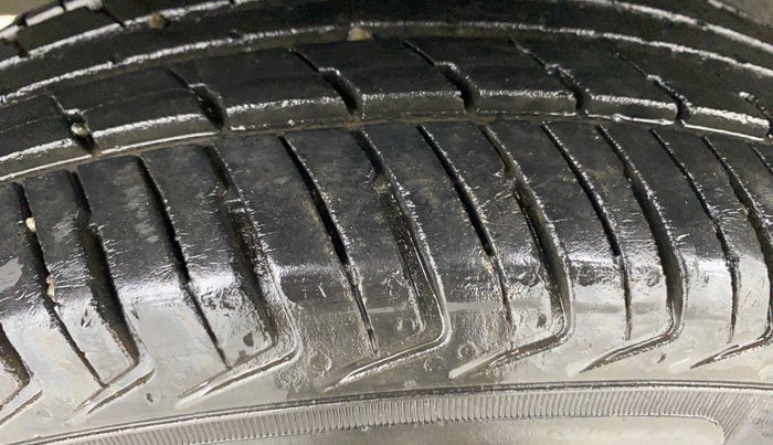 2019 Renault Kwid RXL, Petrol, Manual, 41,493 km, Right Rear Tyre Tread