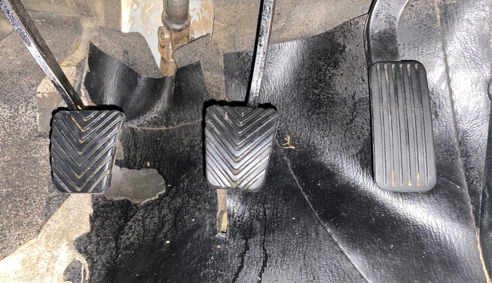 2023 KIA SELTOS HTE 1.5 DIESEL, Diesel, Manual, 1,21,707 km, Pedals