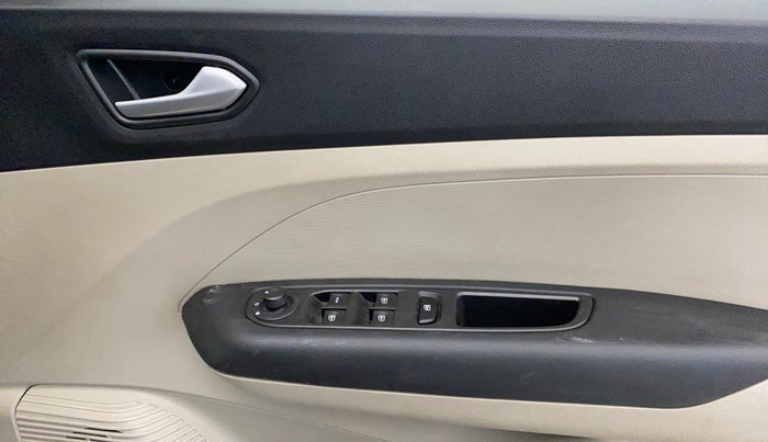 2023 Renault TRIBER RXZ AMT, Petrol, Automatic, 16,654 km, Driver Side Door Panels Control