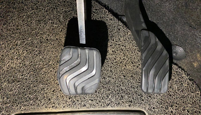 2023 Renault TRIBER RXZ AMT, Petrol, Automatic, 16,654 km, Pedals