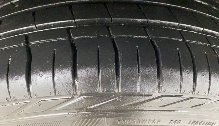 2023 Tata NEXON XZA PLUS SUNROOF PETROL, Petrol, Automatic, 31,113 km, Left Rear Tyre Tread