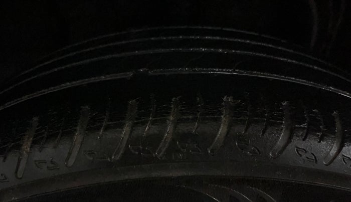 2021 Renault Kiger RXT AMT, Petrol, Automatic, 41,147 km, Right Rear Tyre Tread