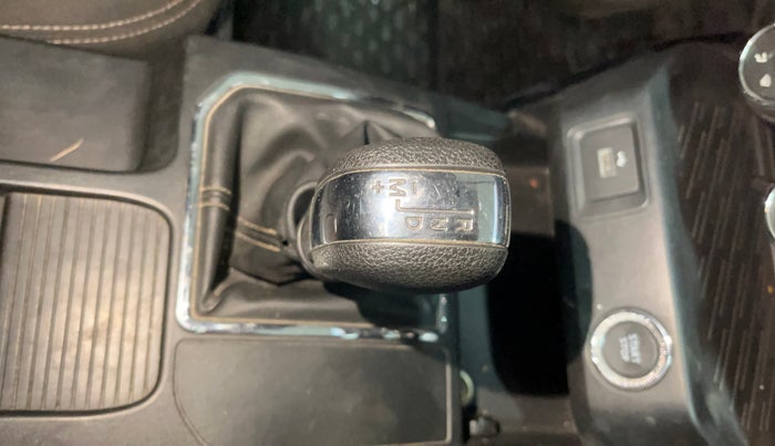 2021 Renault Kiger RXT AMT, Petrol, Automatic, 41,147 km, Gear Lever