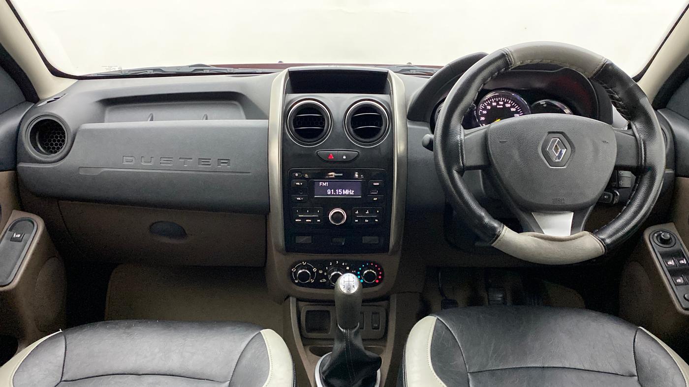 2017 Renault Duster RXL PETROL 104, Petrol, Manual, 40,383 km, Dashboard