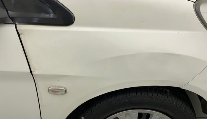 2012 Honda Brio S MT, Petrol, Manual, 62,398 km, Right fender - Lining missing