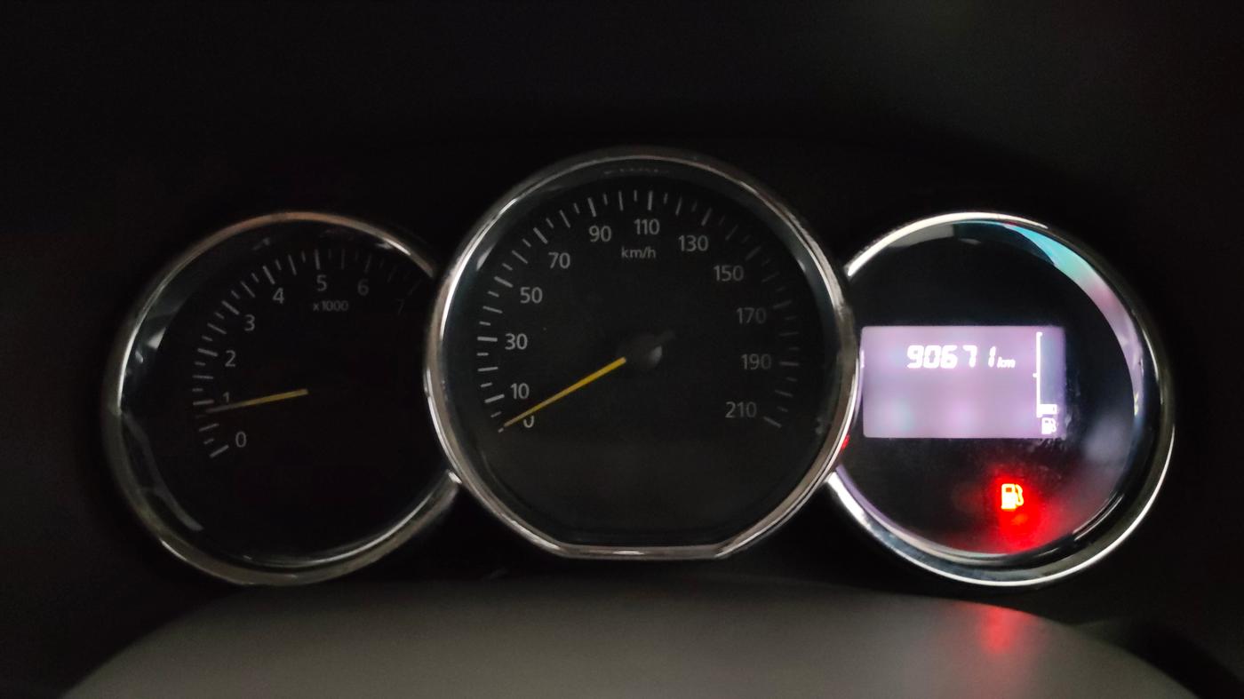 2015 Renault Lodgy 110 PS RXZ, Diesel, Manual, 90,639 km, Odometer Image