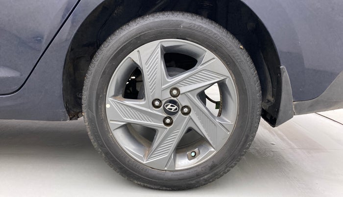 2020 Hyundai Verna SX 1.5 VTVT, Petrol, Manual, 22,156 km, Left Rear Wheel