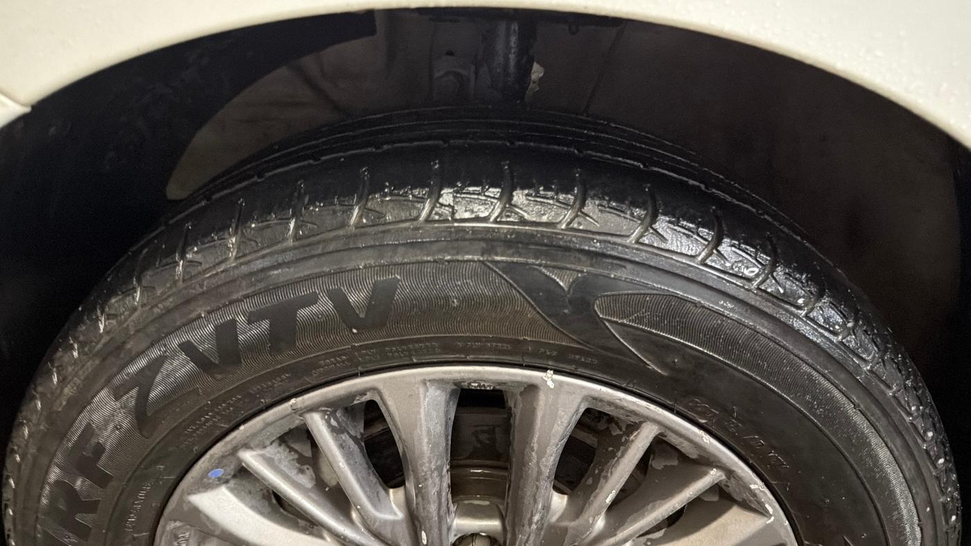 2019 Maruti Ertiga ZXI+ SHVS, Petrol, Manual, 43,013 km, Left Front Tyre Tread