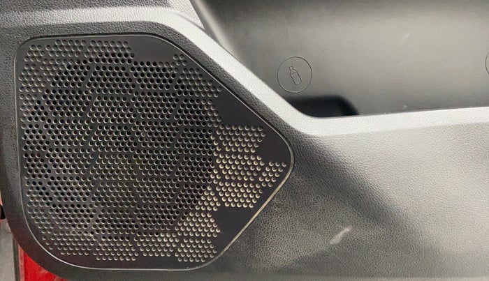 2020 Tata Harrier XZA 2.0L, Diesel, Automatic, 61,344 km, Speaker