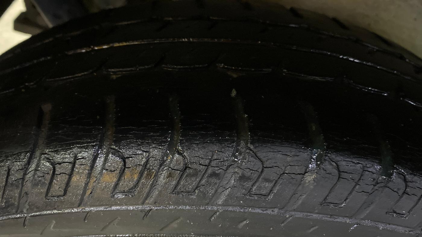 2017 Maruti Wagon R 1.0 VXI, Petrol, Manual, 46,350 km, Right Rear Tyre Tread