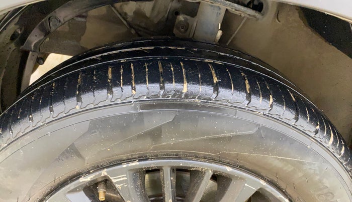 2021 Maruti XL6 ZETA MT, Petrol, Manual, 81,774 km, Left Front Tyre Tread