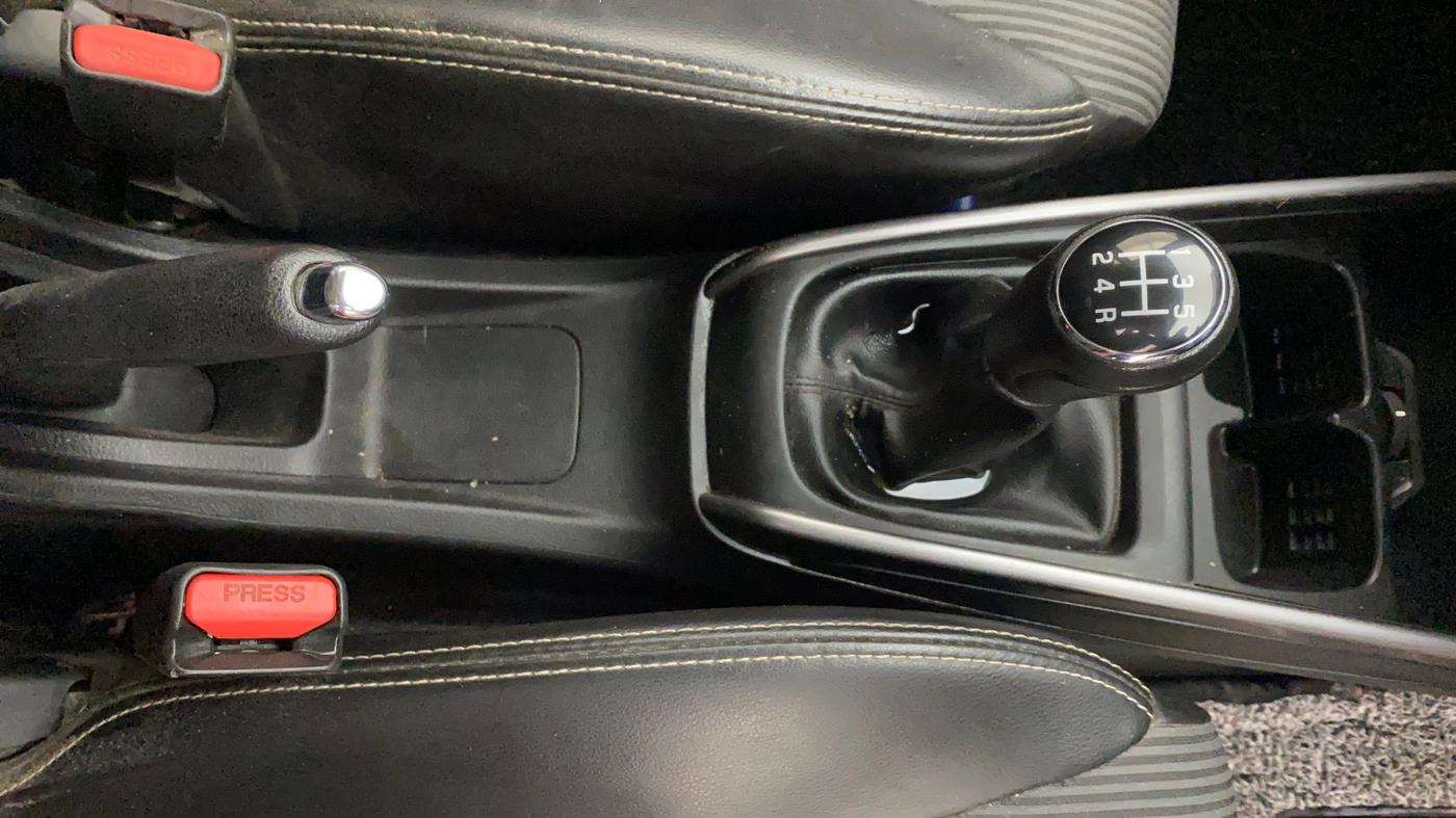 2021 Maruti XL6 ZETA MT, Petrol, Manual, 81,774 km, Gear Lever