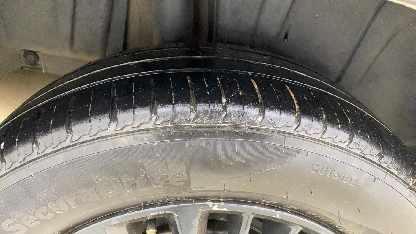 2021 Maruti XL6 ZETA MT, Petrol, Manual, 81,774 km, Right Rear Tyre Tread