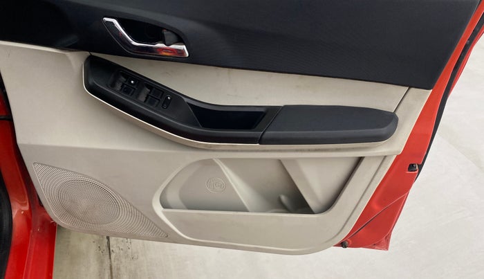 2022 Tata Tiago XZ PLUS PETROL, Petrol, Manual, 11,986 km, Driver Side Door Panels Control