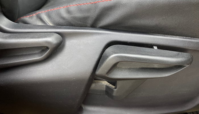 2022 Tata Tiago XZ PLUS PETROL, Petrol, Manual, 11,986 km, Driver Side Adjustment Panel