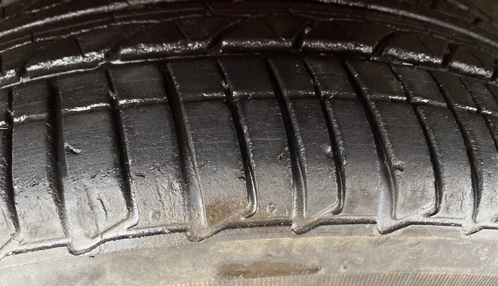 2022 Tata Tiago XZ PLUS PETROL, Petrol, Manual, 11,986 km, Left Front Tyre Tread