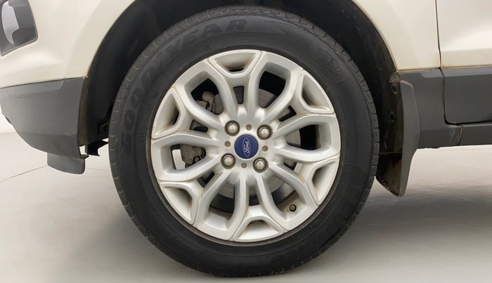 2015 Ford Ecosport TITANIUM 1.5L DIESEL (OPT), Diesel, Manual, 1,31,512 km, Left Front Wheel