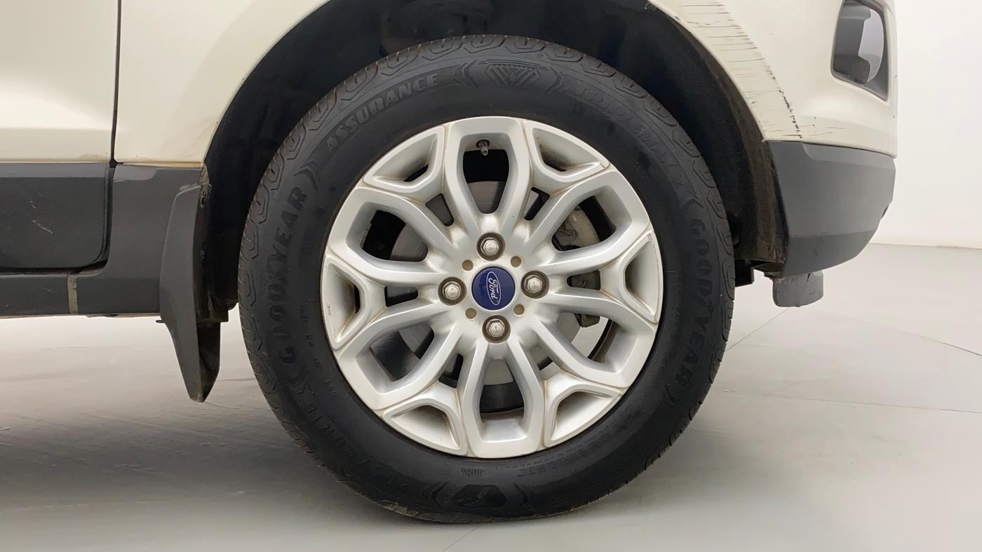 2015 Ford Ecosport TITANIUM 1.5L DIESEL (OPT), Diesel, Manual, 1,31,512 km, Right Front Wheel