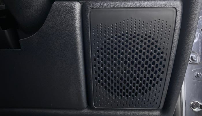 2021 Mahindra Thar LX PETROL AT 4WD, Petrol, Automatic, 4,051 km, Speaker