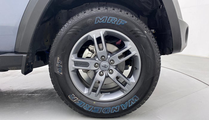 2021 Mahindra Thar LX PETROL AT 4WD, Petrol, Automatic, 4,051 km, Right Front Wheel