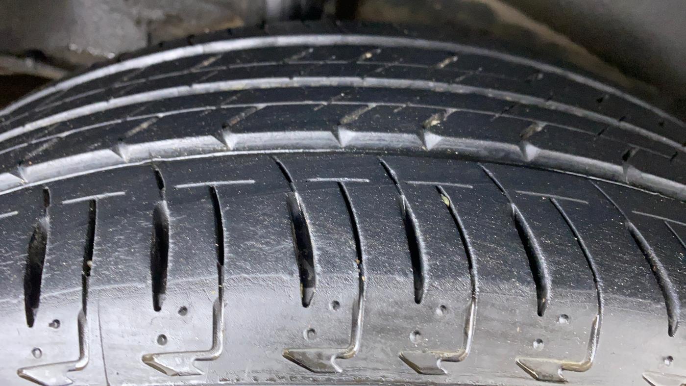 2017 Honda City ZX CVT, Petrol, Automatic, 33,218 km, Right Rear Tyre Tread